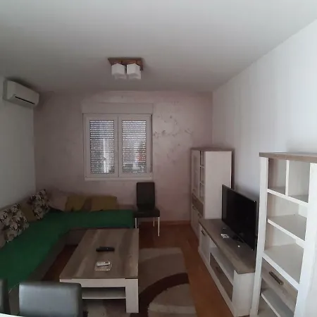 Apartman 아파트 *